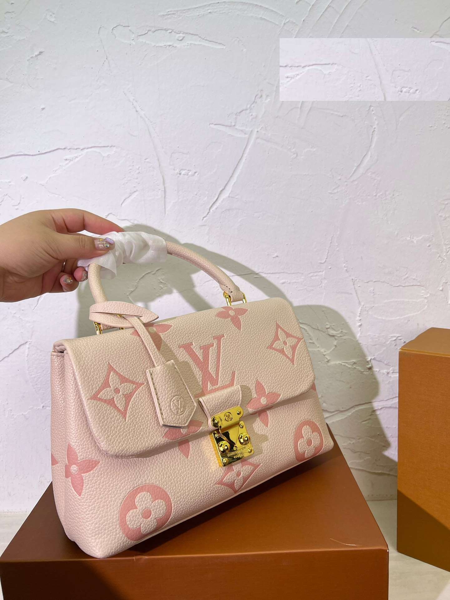 Modern Luxury Daily Bag L4479 FSC Modern Luxury Daily Bag L4479 FSC