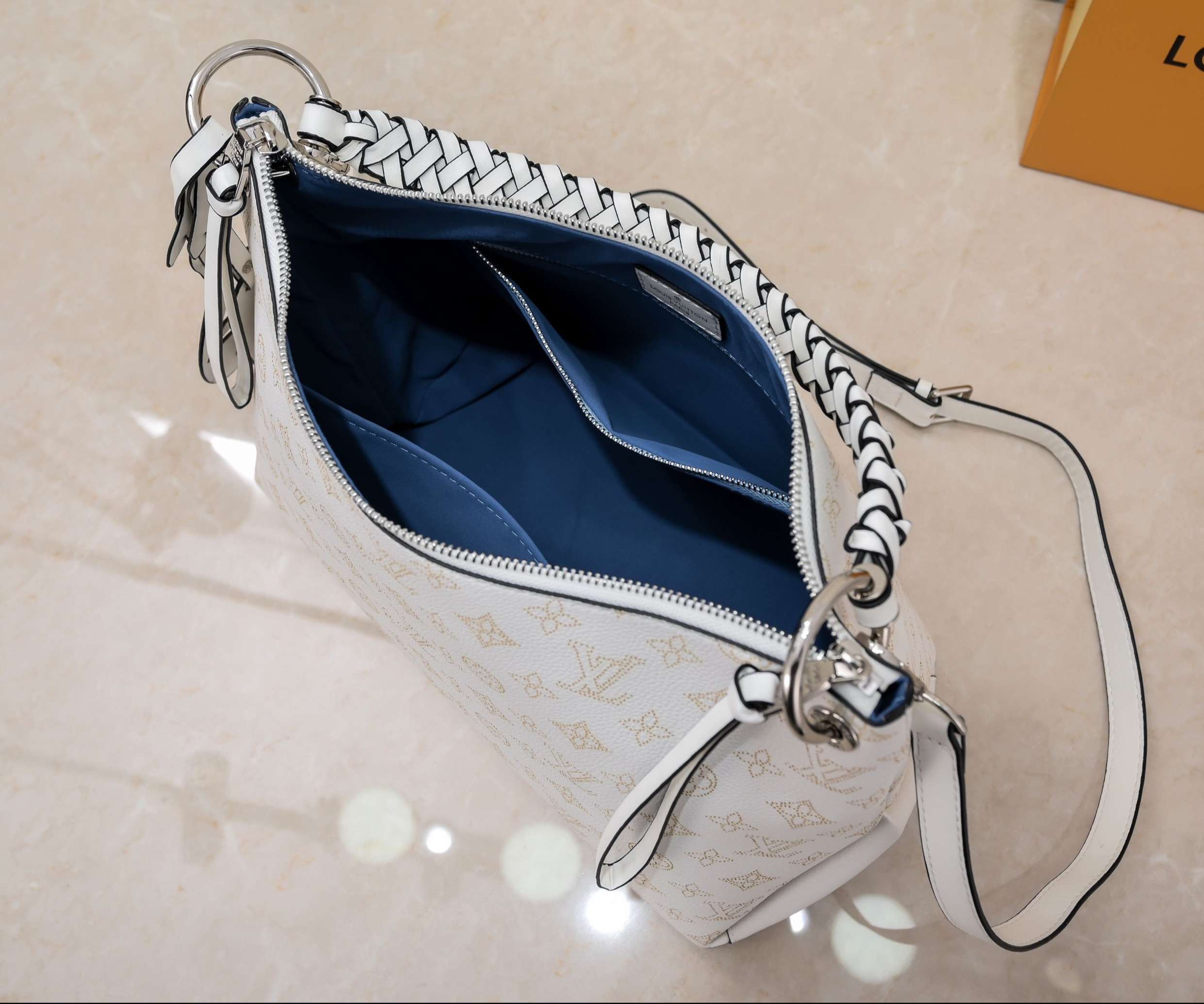 New Fashion L*V Handbag 1025 QA