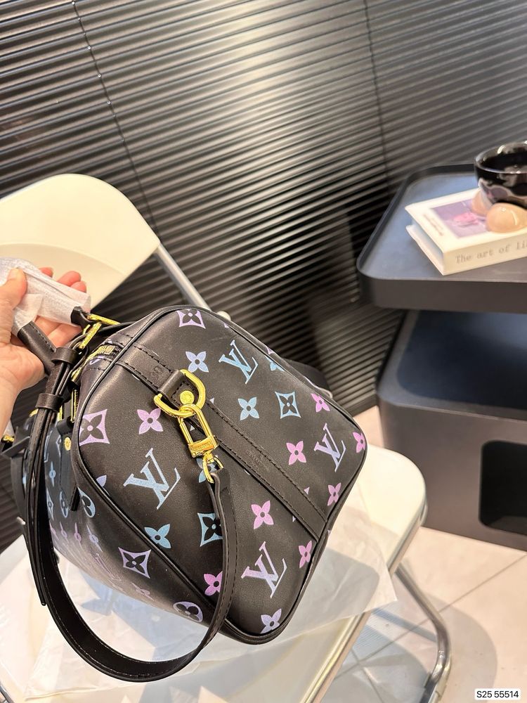 New Fashion LV Handbag L1126 QA