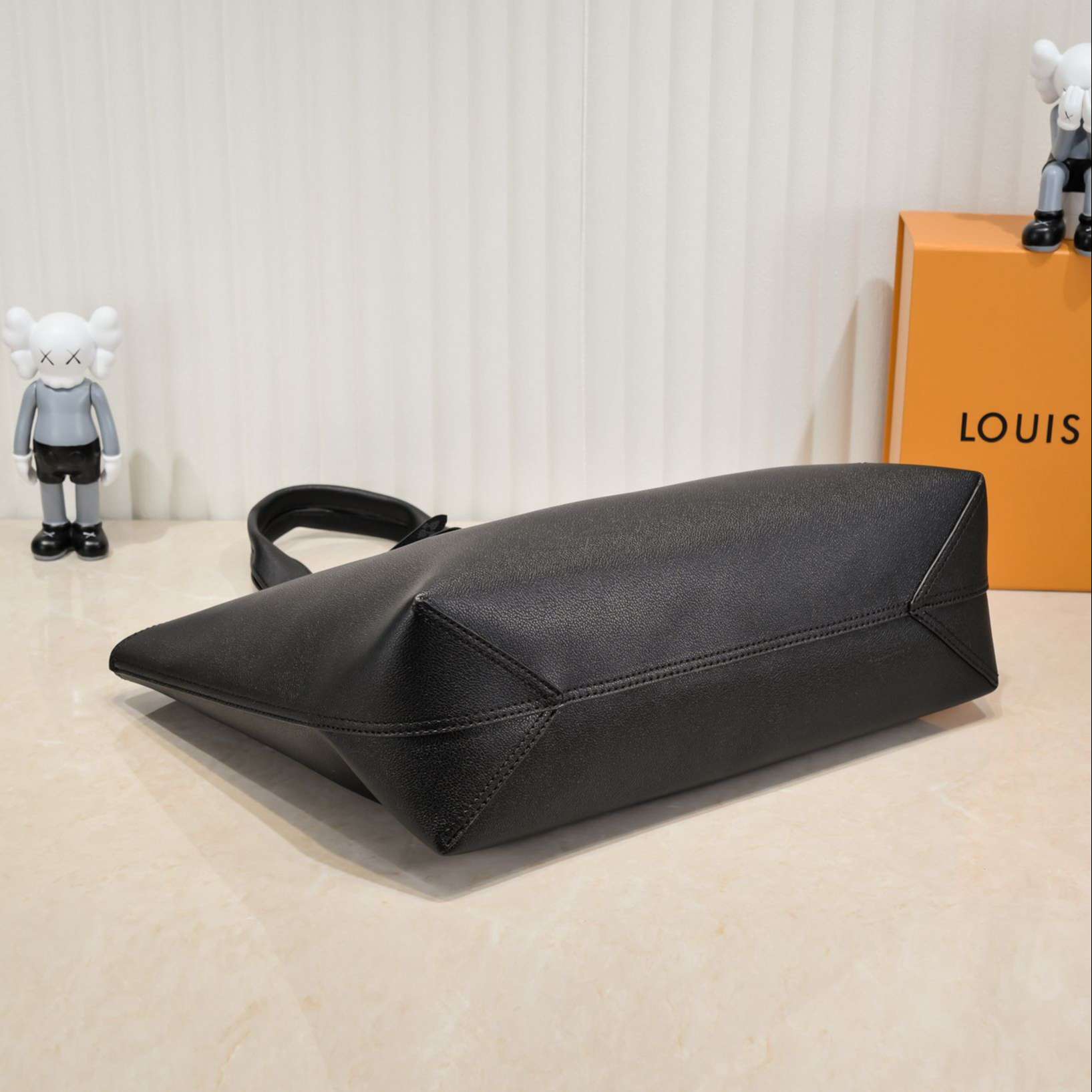 New Fashion L*V Handbag 1044 QA