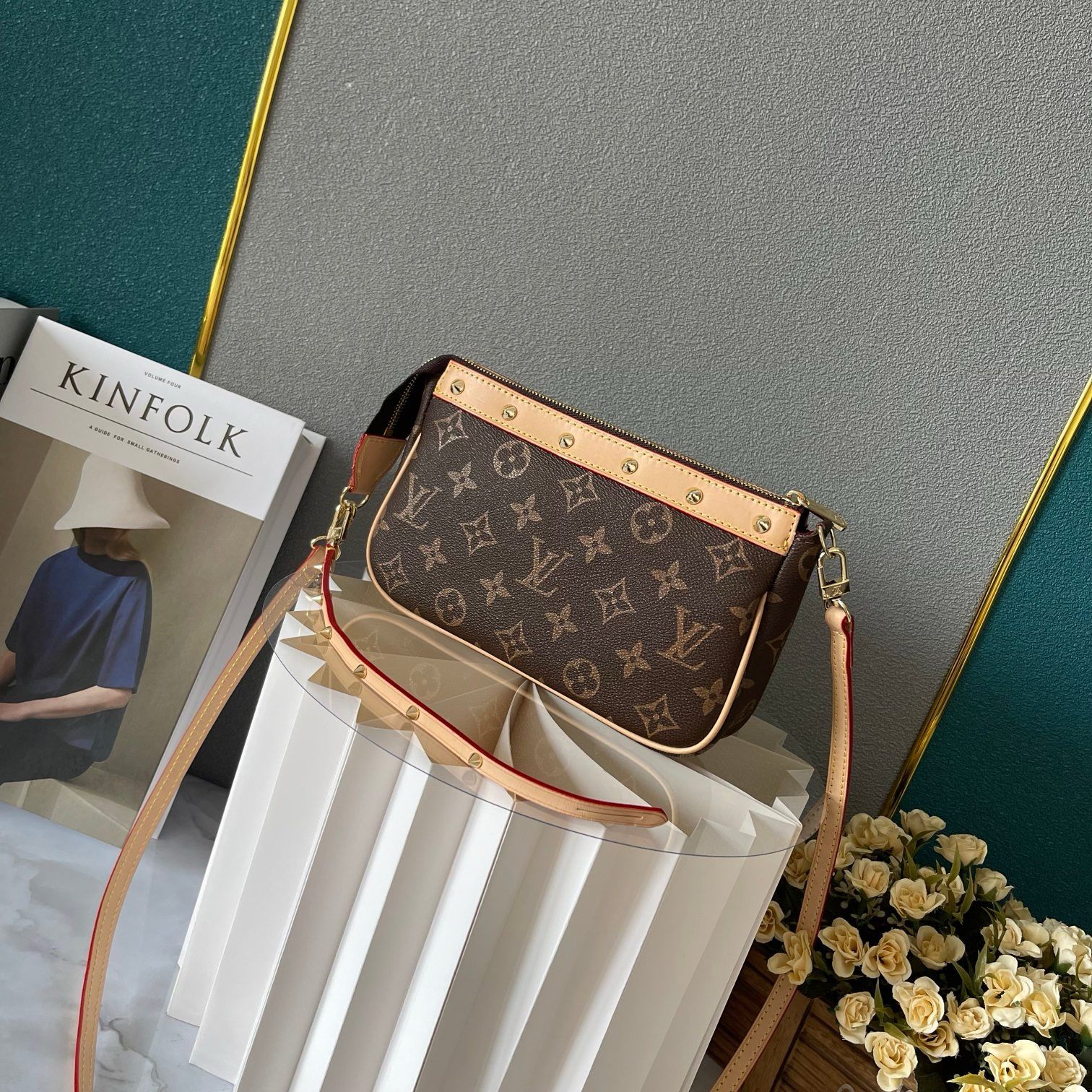 New Fashion L*V Handbag 1368 QA