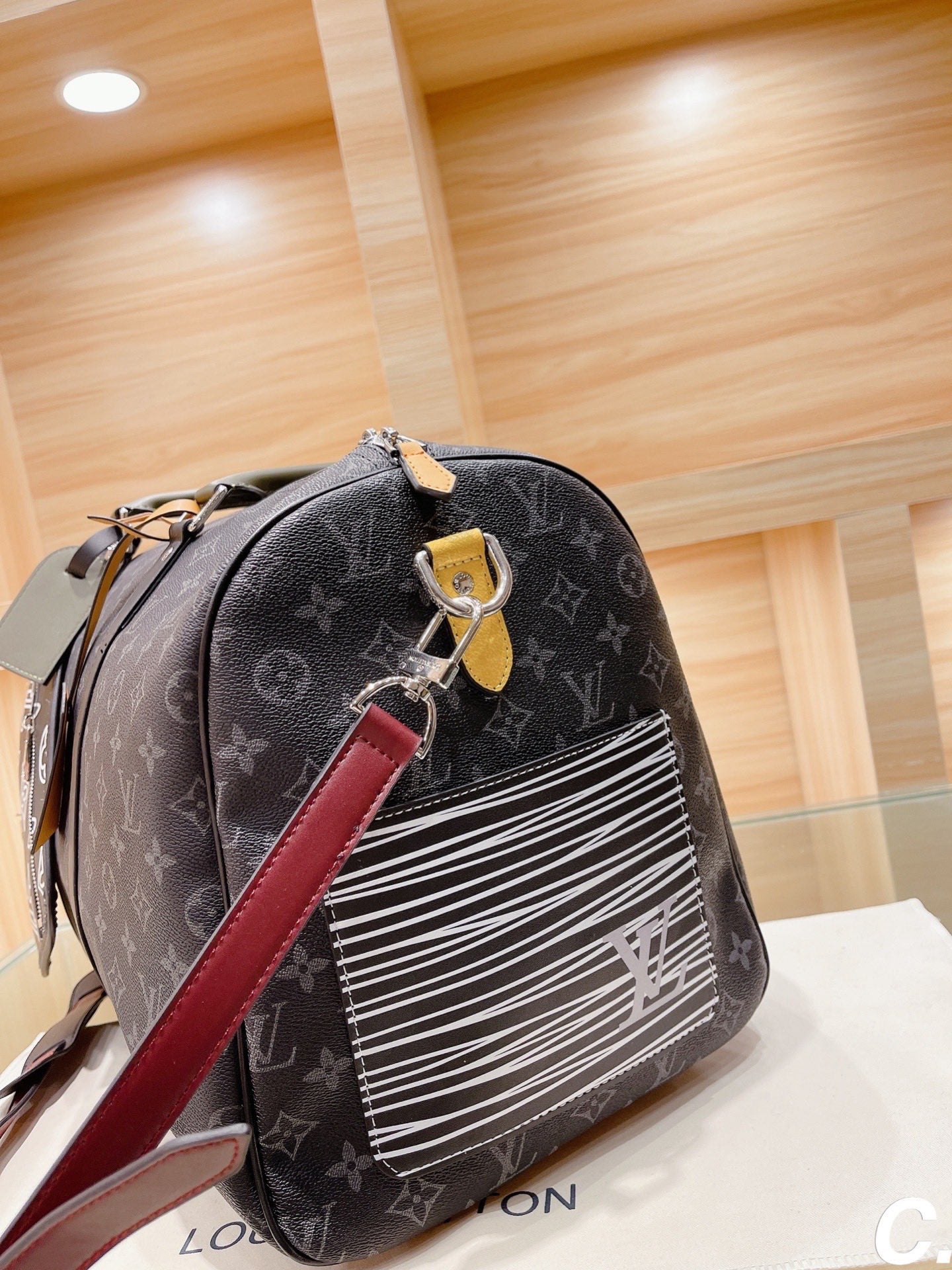Modern Luxury Daily Bag L3303 FSC