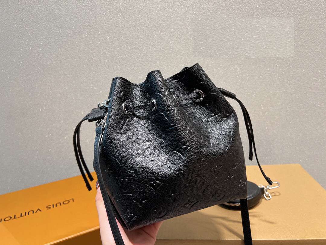 Modern Luxury Daily Bag L3885 FSC