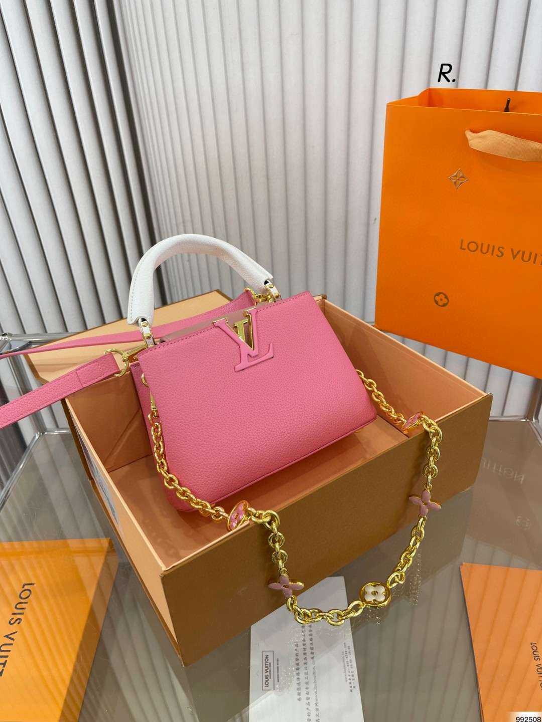 Modern Luxury Daily Bag L4499 FSC Modern Luxury Daily Bag L4499 FSC