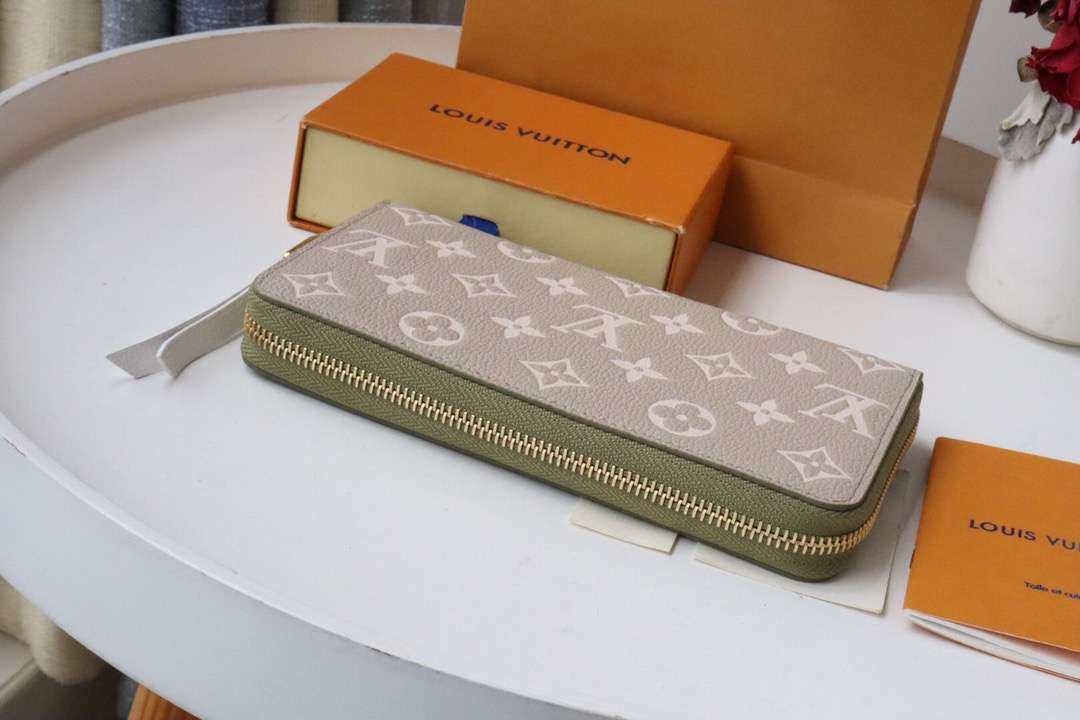 New Fashion L*V Handbag 1217 QA