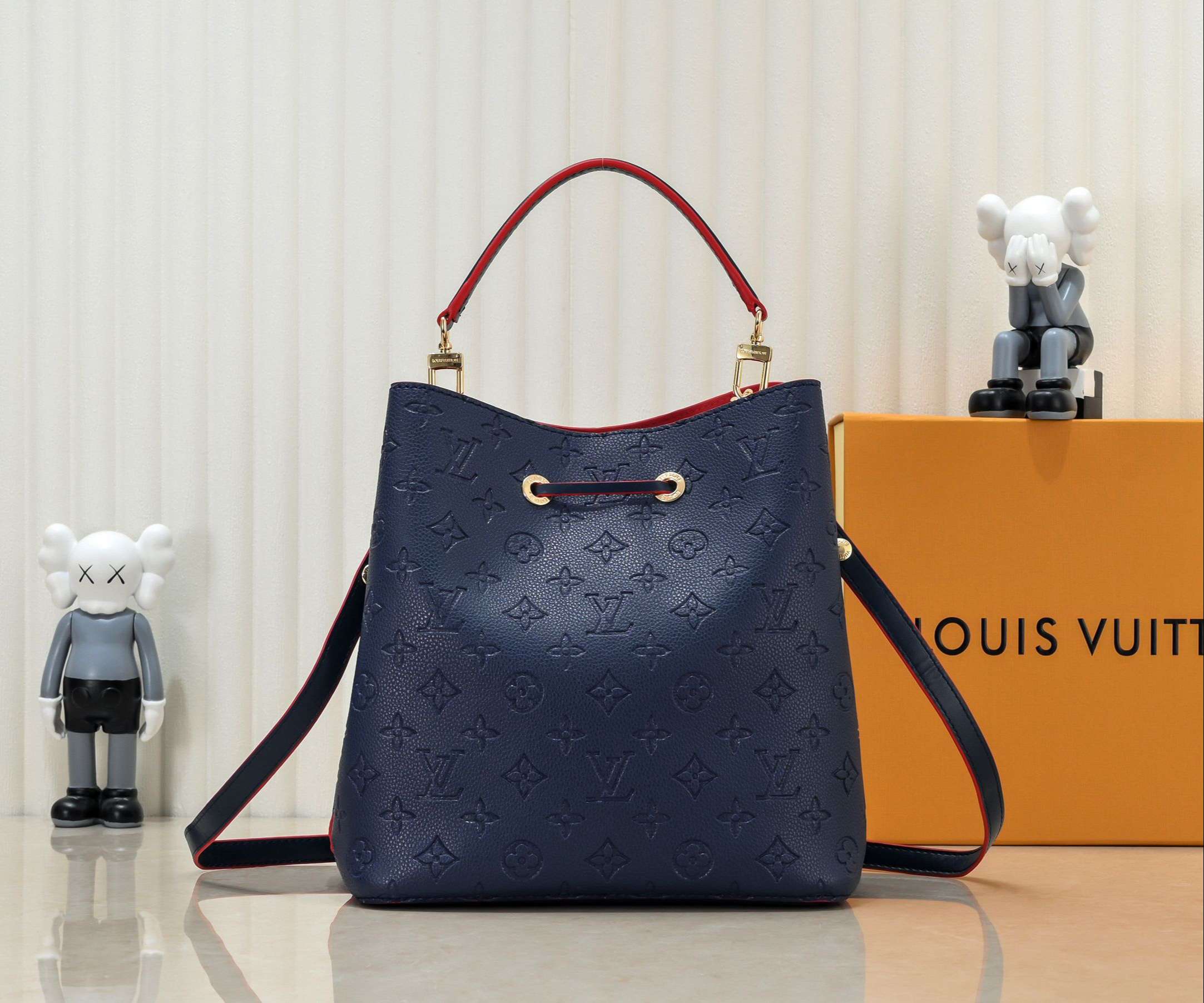 New Fashion L*V Handbag 998 QA