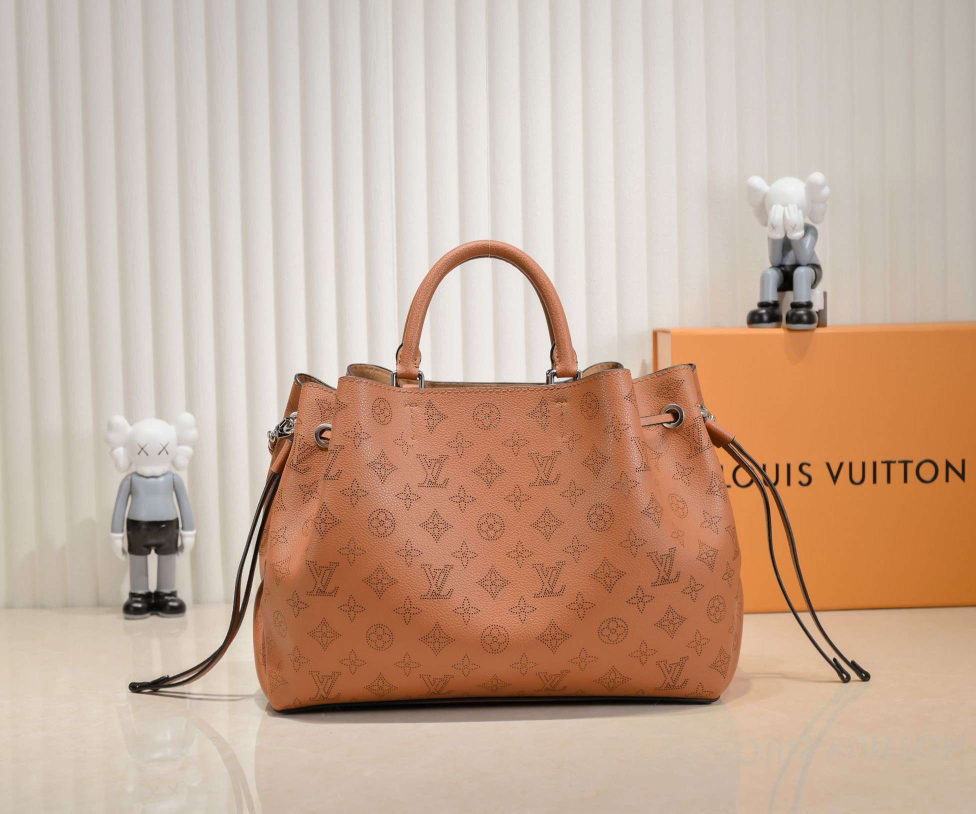 New Fashion L*V Handbag 976 QA