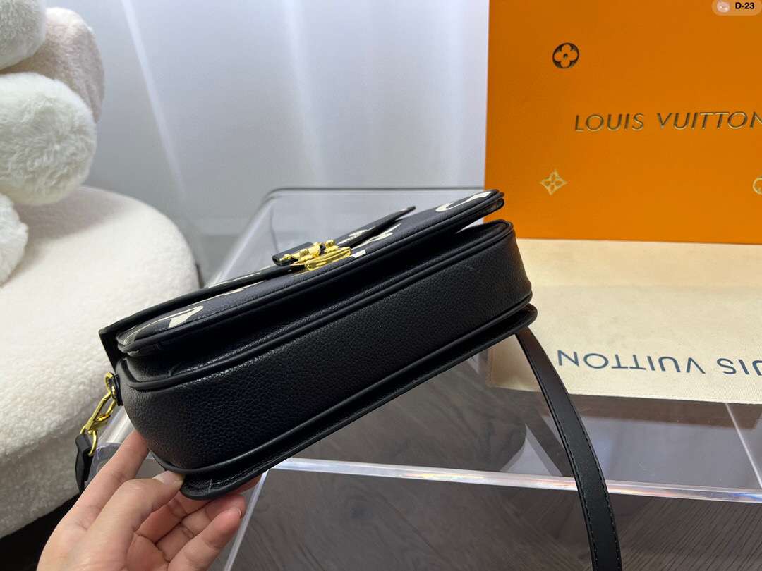 Modern Luxury Daily Bag L3786 FSC
