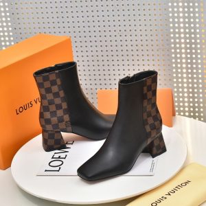 New Fashion LV Women Shoes 281 PA
