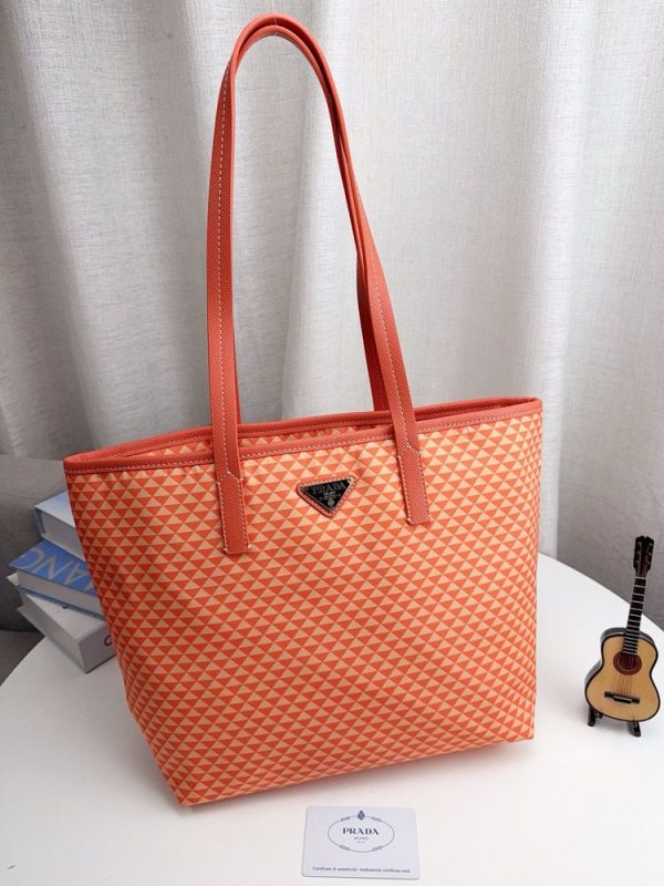 New Fashion Prada Handbag P002 QA