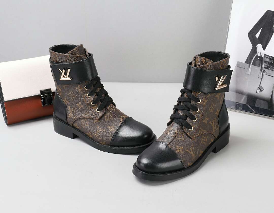 New Fashion LV Women Shoes L251