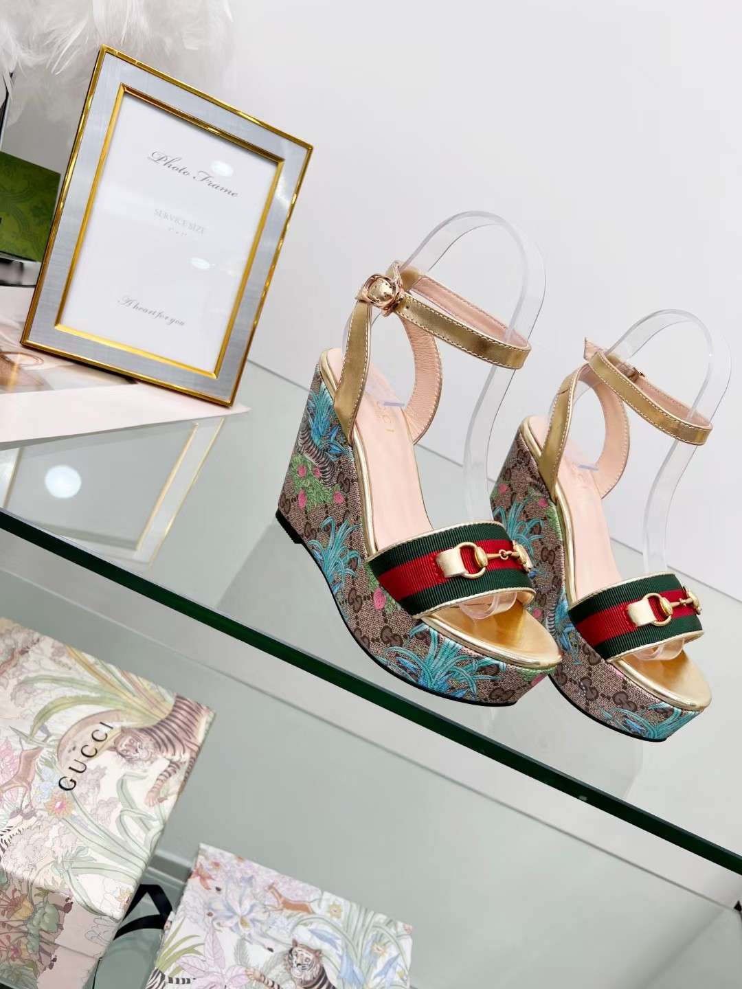 New Fashion GG Women Shoes 007