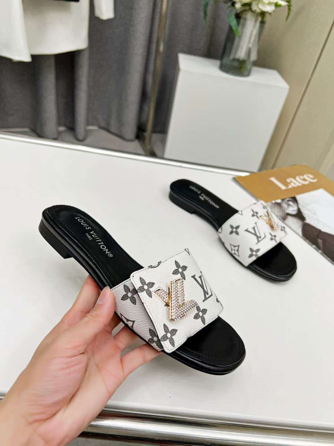 New Fashion LV Women Shoes L003 New Fashion LV Women Shoes L003