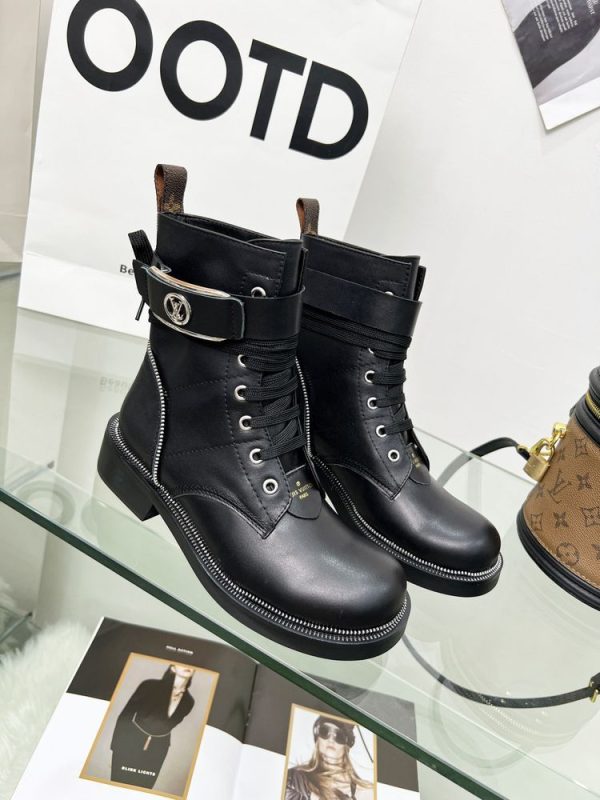 New Fashion LV Women Shoes 320 PA