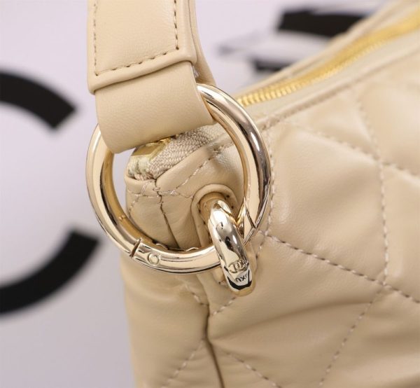 New Fashion CN HandBag 725 QA New Fashion CN HandBag 725 QA