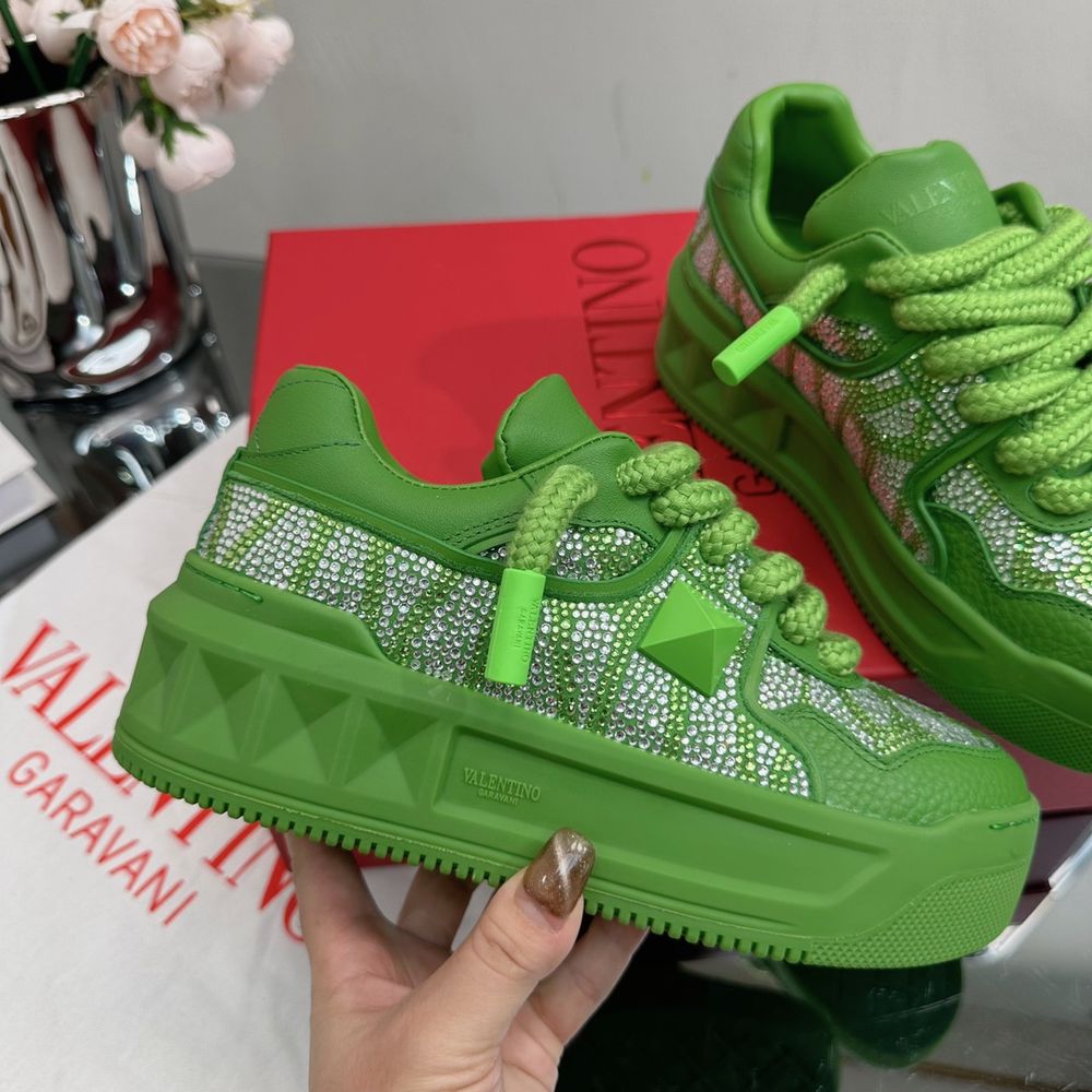 New Fashion LV Women Shoes L322