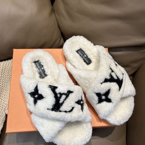 New Fashion LV Women Shoes L428