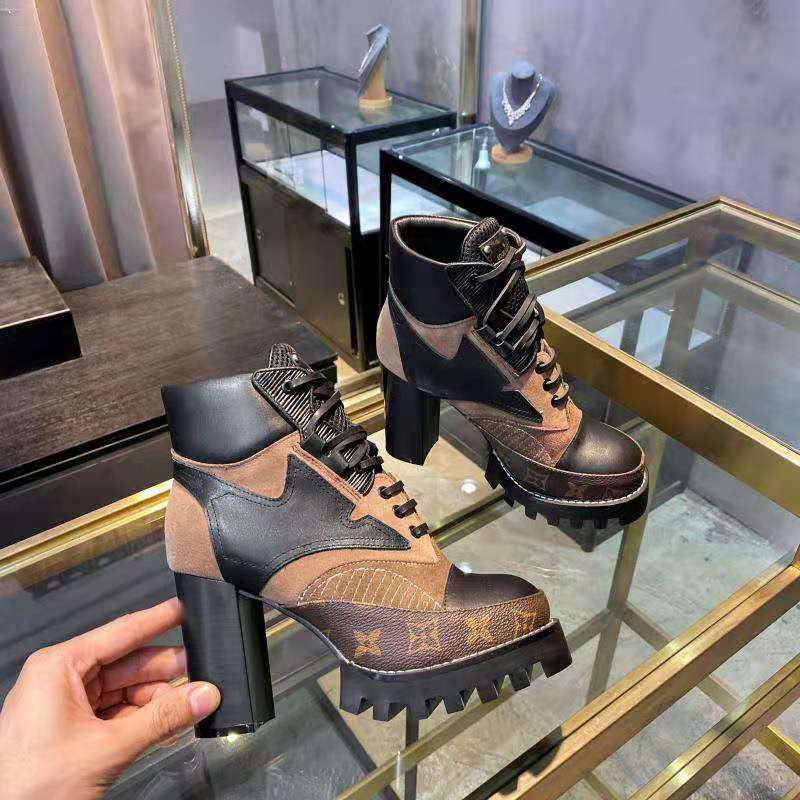 New Fashion LV Women Shoes L041