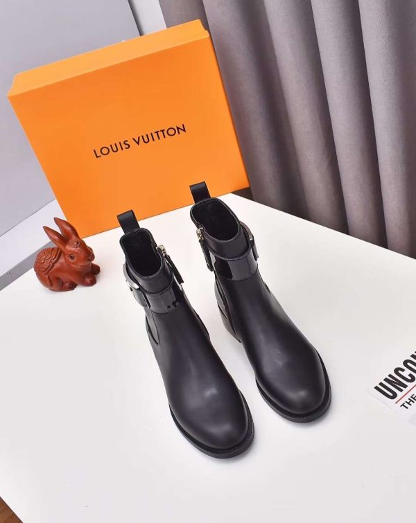 New Fashion Women LV Shoes 013 PA