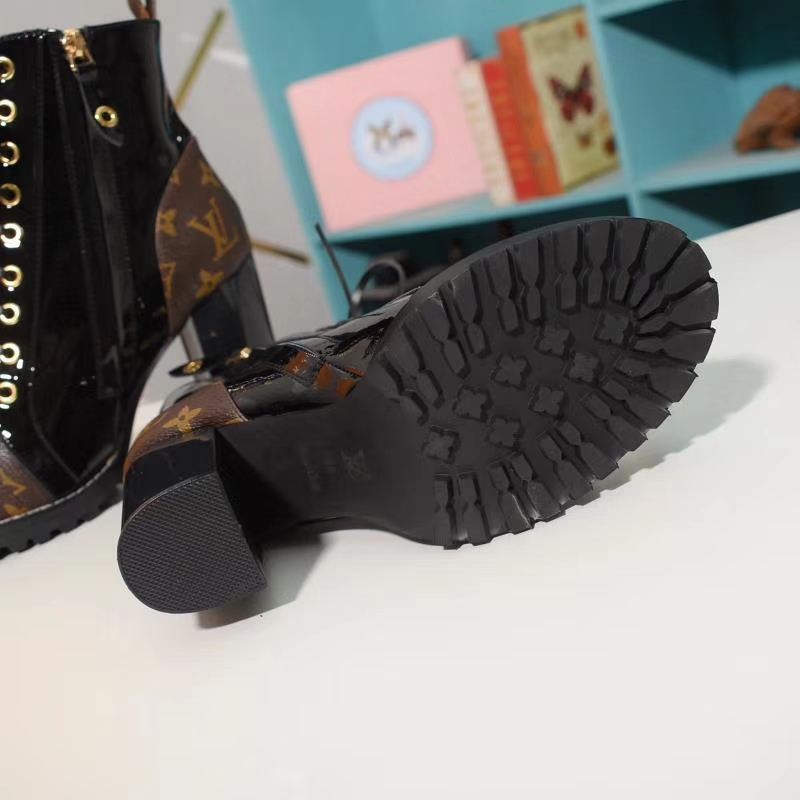 New Fashion LV Women Shoes L112