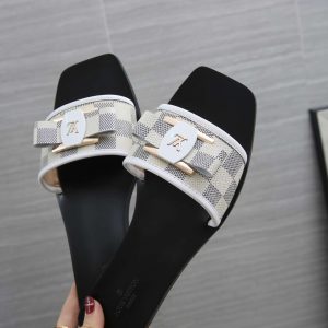 New Fashion LV Women Shoes L020