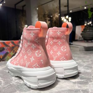 New Fashion LV Women Shoes L304