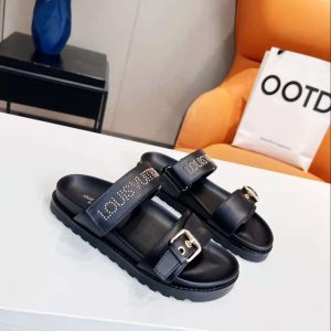 New Fashion LV Women Shoes 160 PA