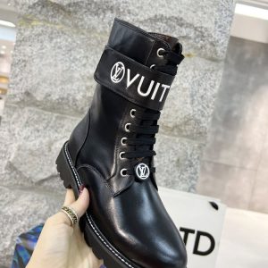 New Fashion LV Women Shoes 324 PA