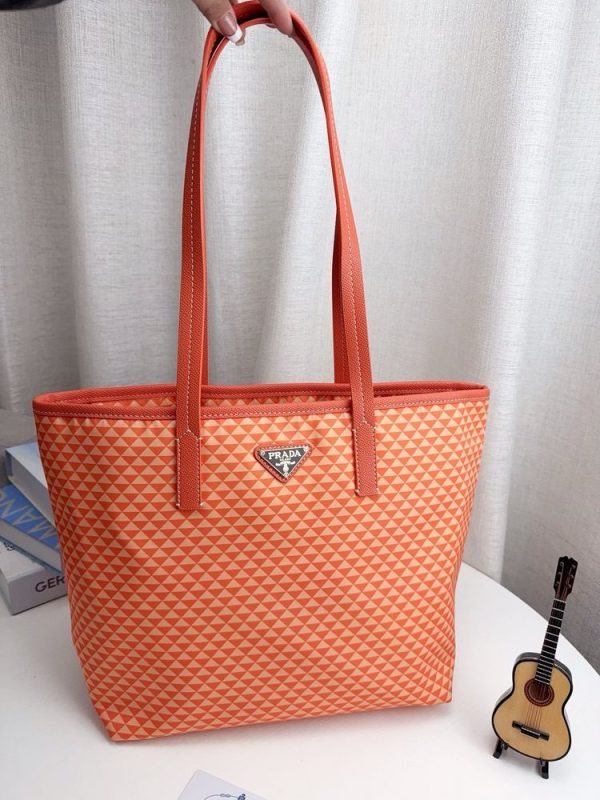 New Fashion Prada Handbag P002 QA