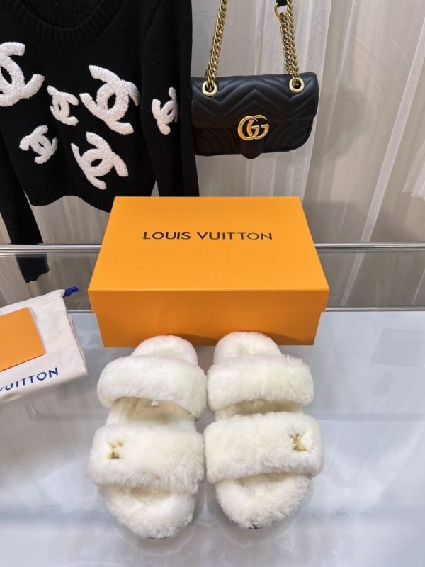 New Fashion LV Women Shoes L437