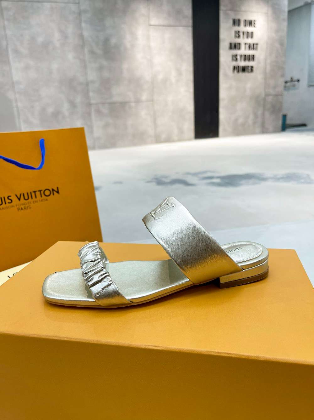 New Fashion LV Women Shoes L007 New Fashion LV Women Shoes L007