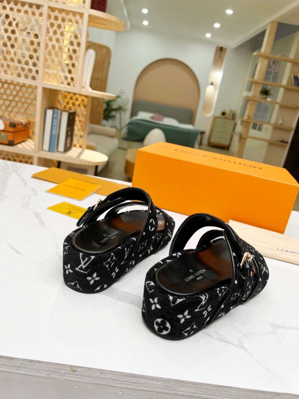 New Fashion LV Women Shoes 163 PA New Fashion LV Women Shoes 163 PA