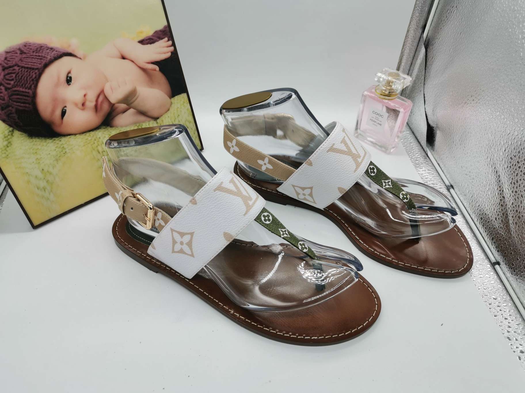 New Fashion LV Women Shoes L056 New Fashion LV Women Shoes L056