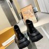 New Fashion LV Women Shoes 368 PA