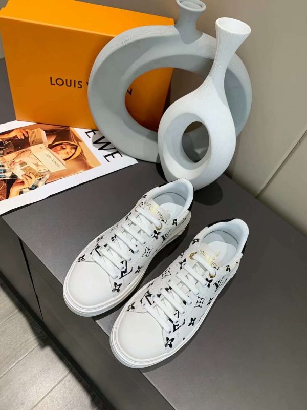New Fashion Women LV Shoes 072 PA