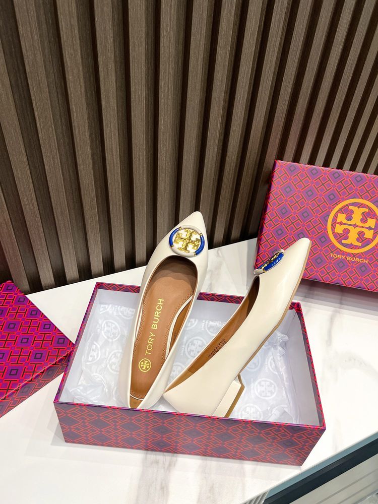 New Fashion LV Women Shoes L361
