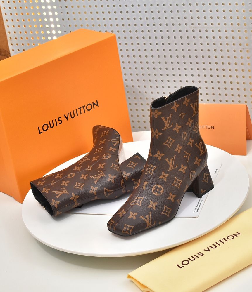 New Fashion LV Women Shoes L382 New Fashion LV Women Shoes L382