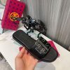 New Fashion LV Women Shoes 273 PA