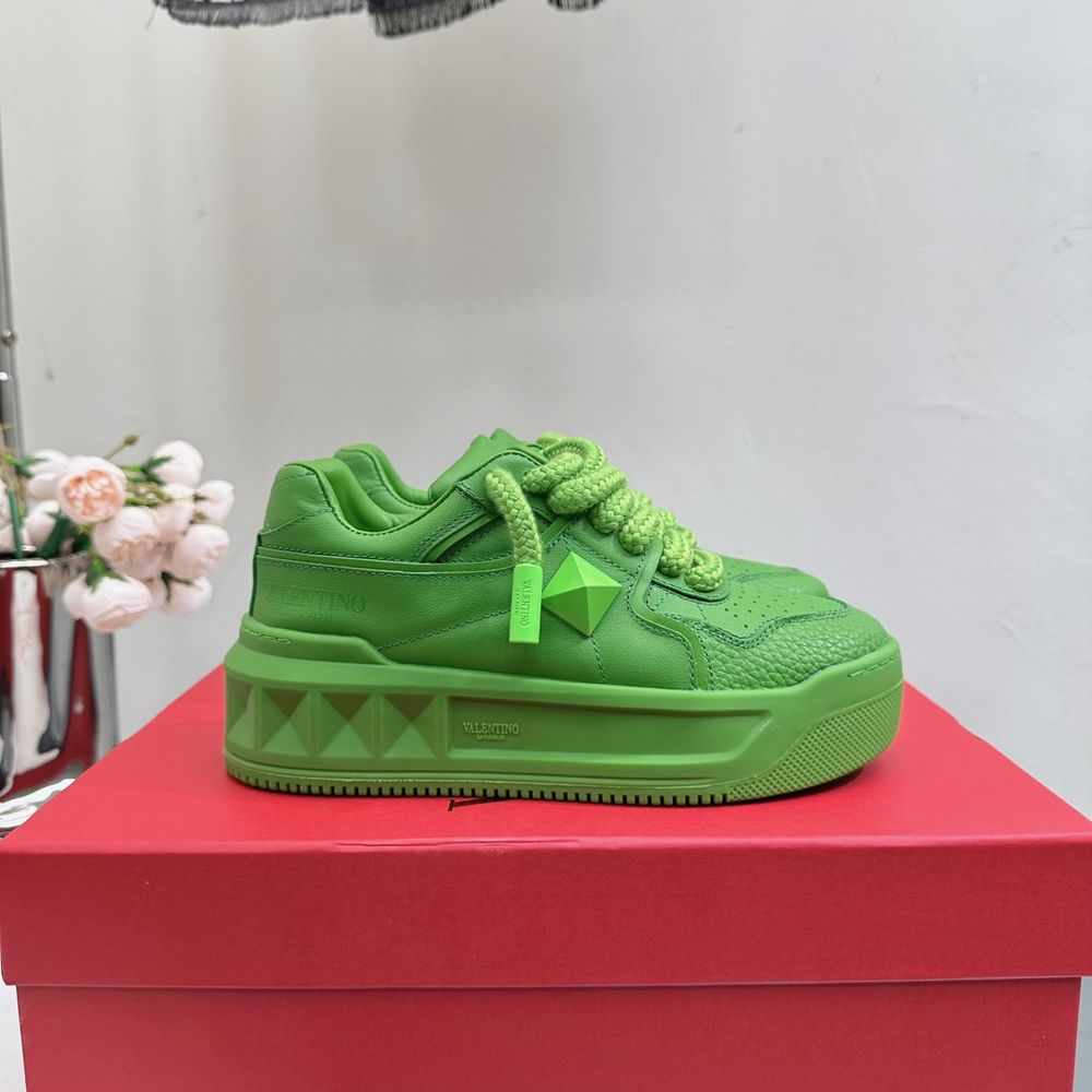 New Fashion LV Women Shoes L327