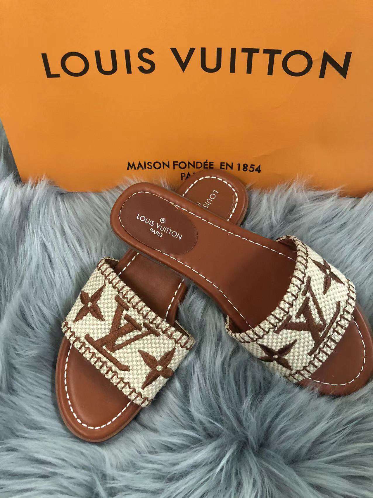 New Fashion Shoes L3041 TEN