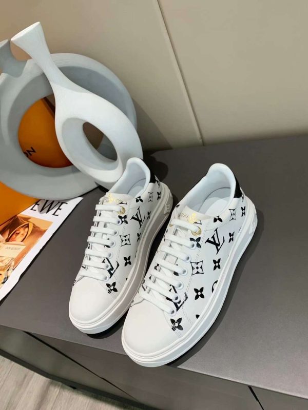 New Fashion Women LV Shoes 072 PA
