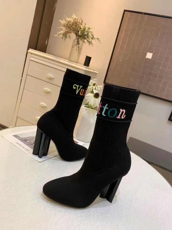 New Fashion LV Women Shoes L121