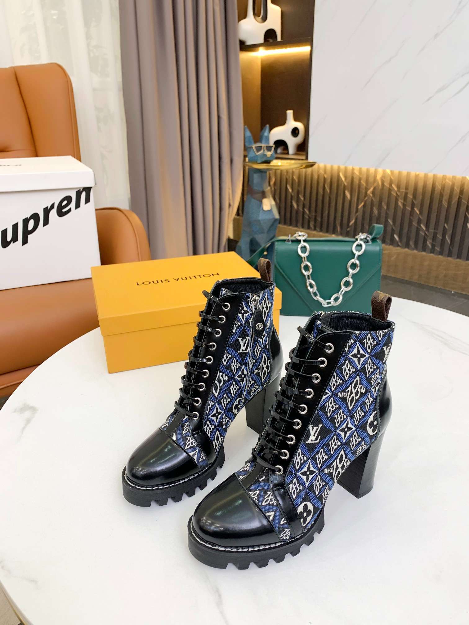 New Fashion LV Women Shoes L109 New Fashion LV Women Shoes L109