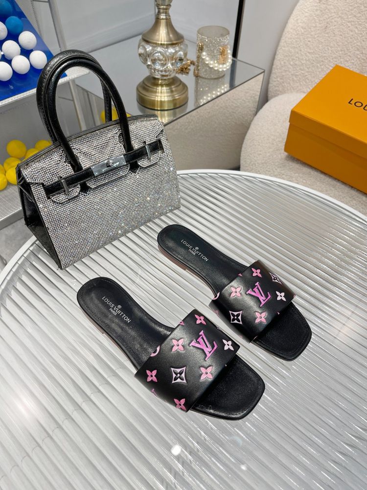 New Fashion LV Women Shoes L249