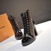 New Fashion LV Women Shoes 293 PA
