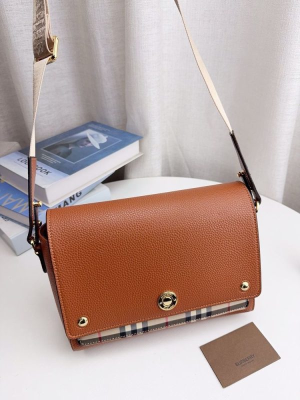 New Fashion Burberry Handbag B001 QA