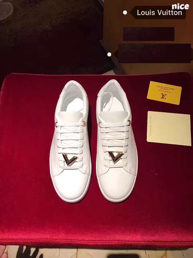 New Fashion LV Women Shoes L080