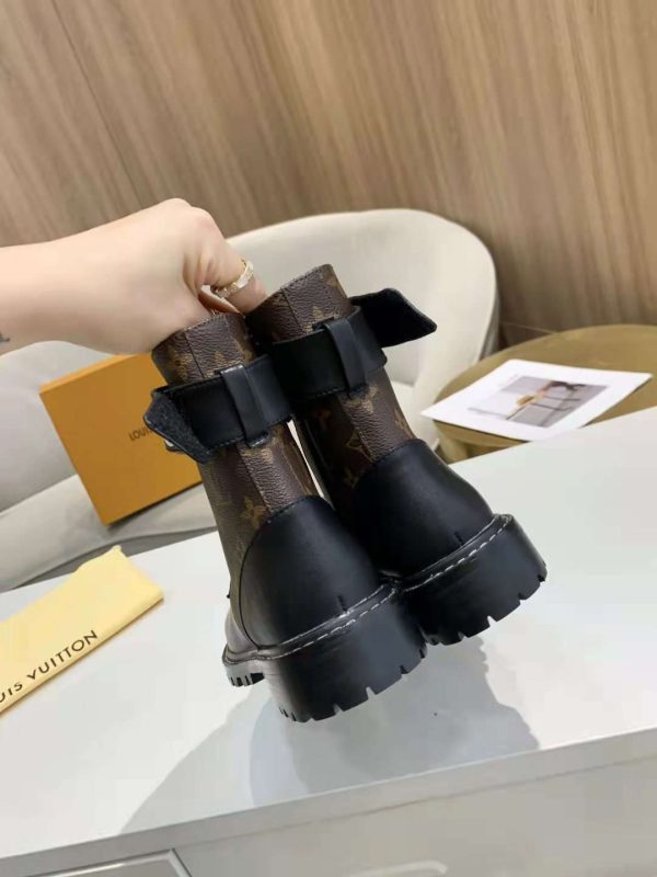 New Fashion Women LV Shoes 021 PA