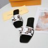 New Fashion LV Women Shoes L020