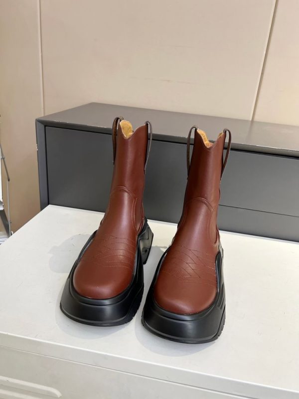 New Fashion LV Women Shoes 306 PA